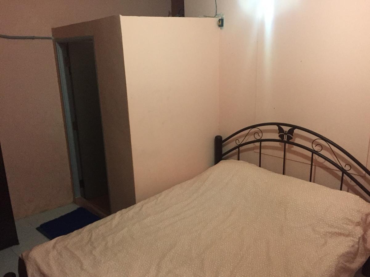 Big Orange Localstay At Siam Бангкок Экстерьер фото